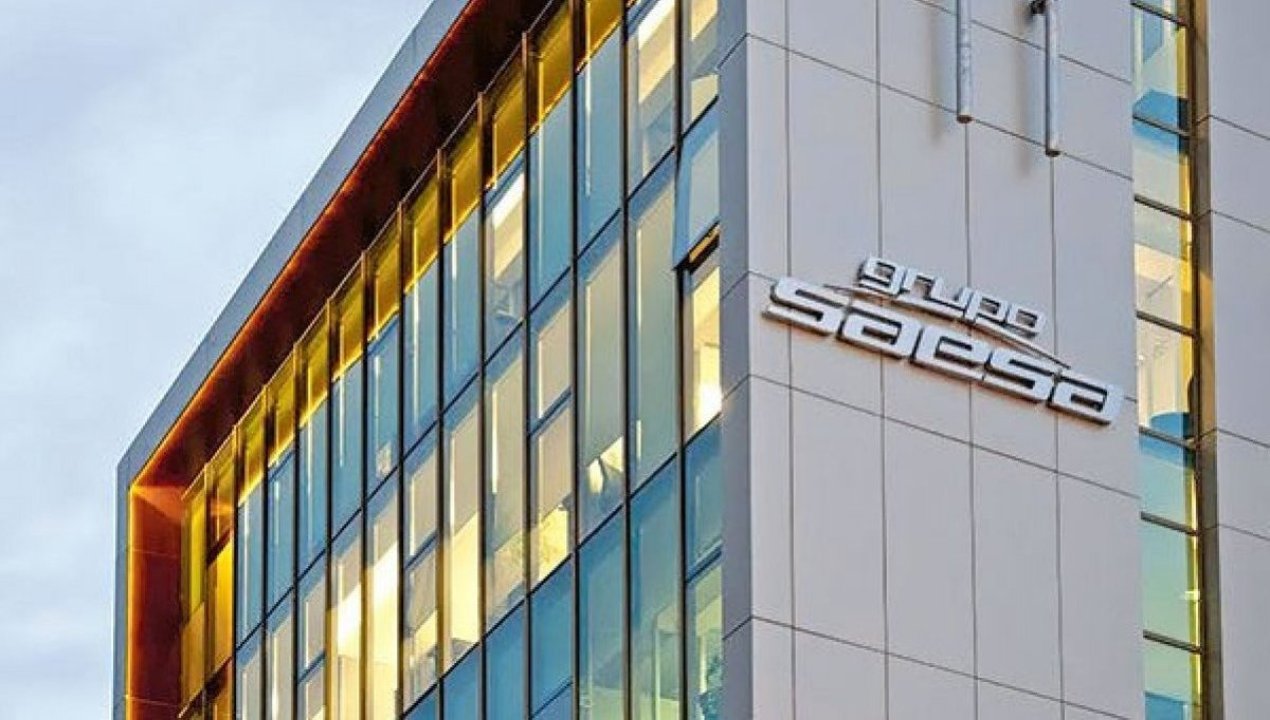 /local/168-mil-clientes-afectados-demandan-a-saesa-por-extensos-cortes-de-luz