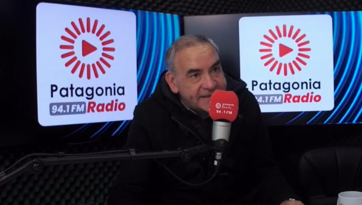 /fidel-espinoza-critica-ayuda-del-gobierno-tras-tornado-en-puerto-varas