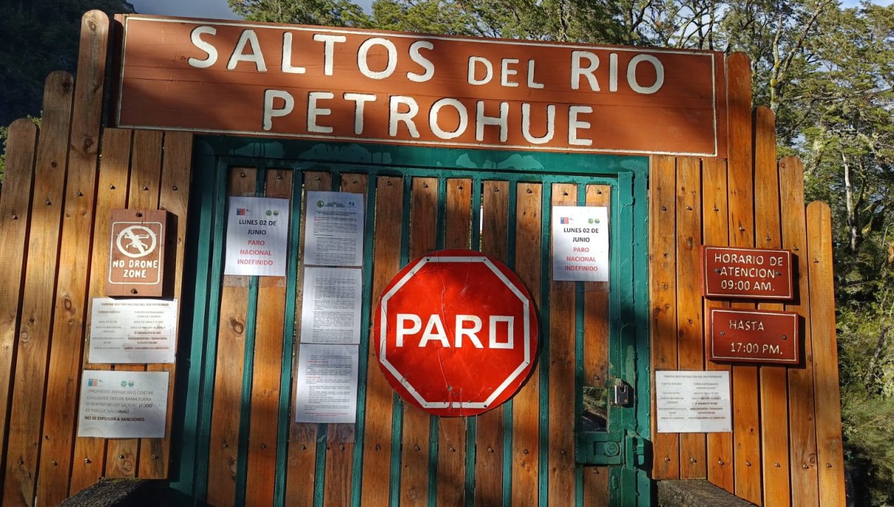 /paro-de-conaf-obliga-al-cierre-de-parques-nacionales-en-los-lagos-y-golpea