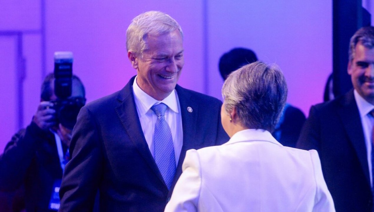 /actualidad/sondeo-de-criteria-perfila-a-kast-como-ganador-en-segunda-vuelta