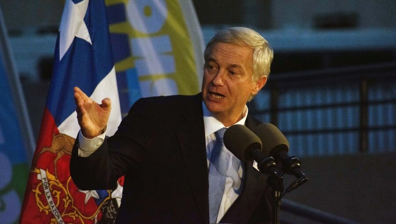 /actualidad/gobierno/presidente-kast-remueve-a-subsecretaria-de-la-mujer-en-medio-de-tensiones