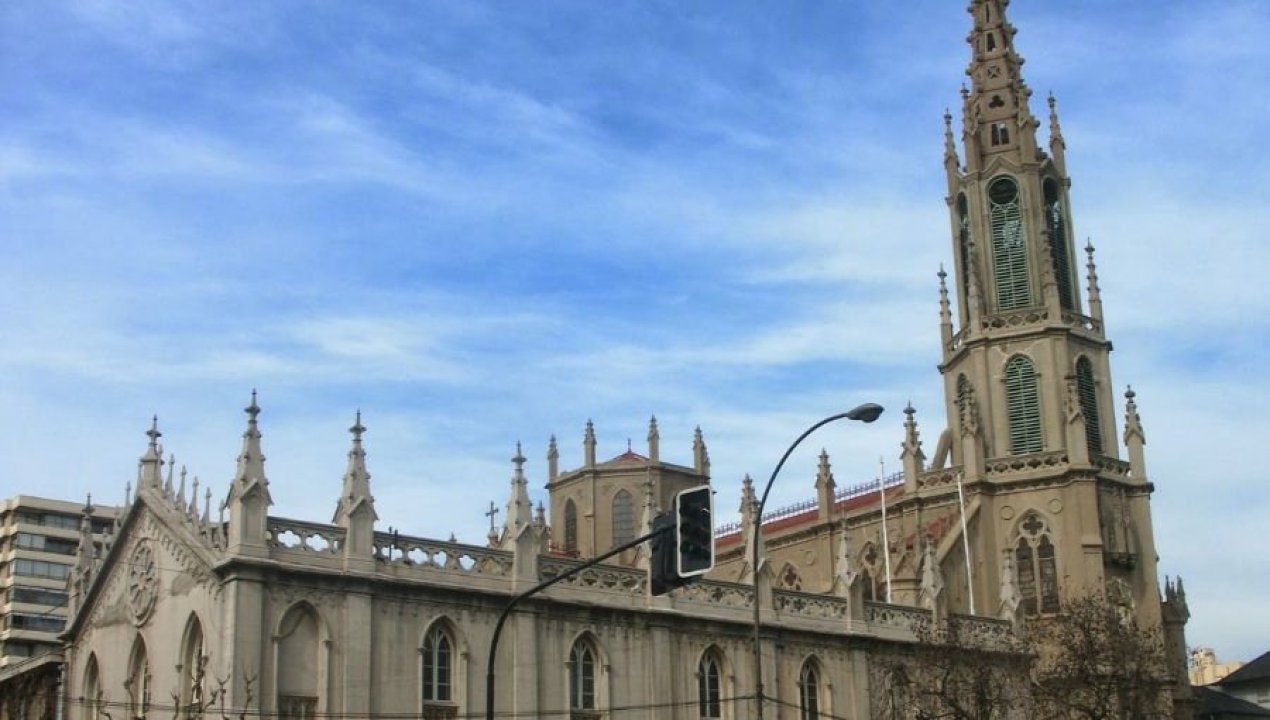 /regionales/region-de-valparaiso/cruz-de-iglesia-patrimonial-de-vina-del-mar-podria-ser-retirada-con