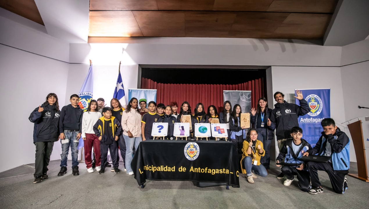 /mas-de-500-estudiantes-de-antofagasta-aprendieron-tecnicas-de-reciclaje-de