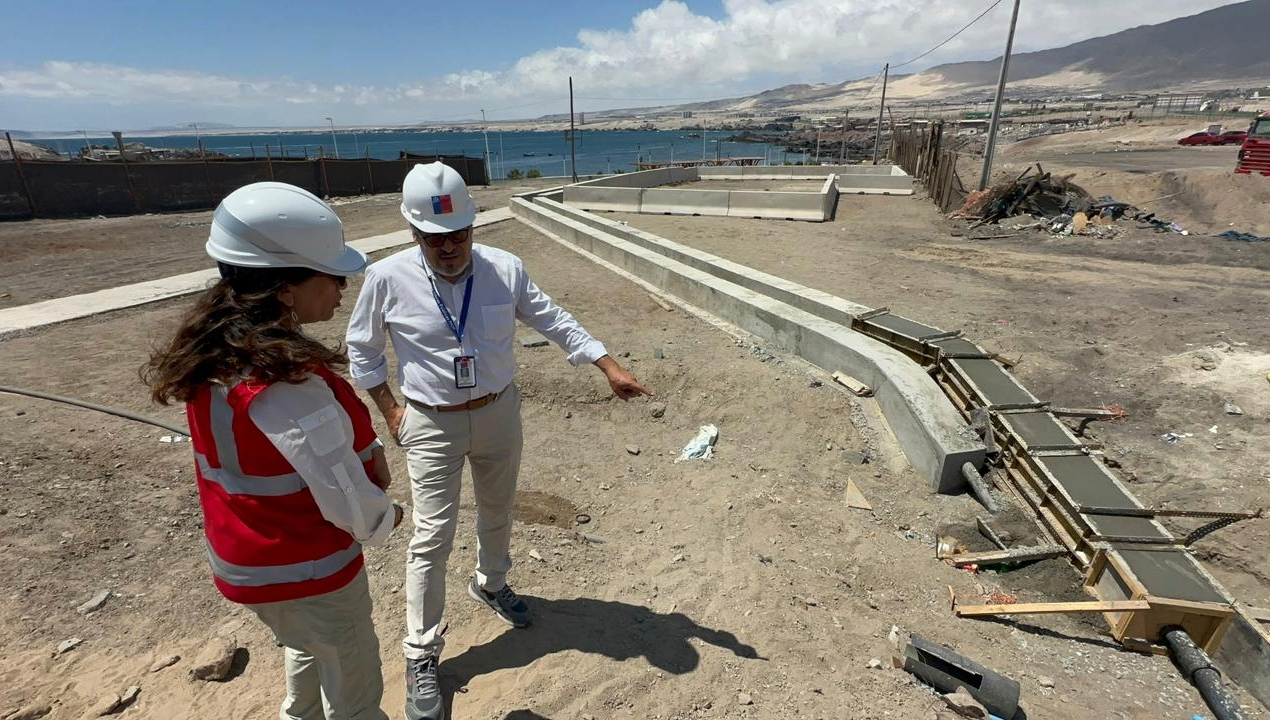 /mop-inspecciono-las-obras-en-playa-y-caleta-la-chimba-de-antofagasta